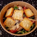 Салат з куркою та пармезаном