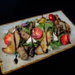 Салат з печінкою теріякі